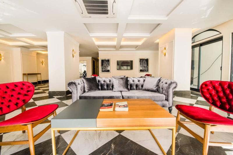 בית מלון כפרי Fly Inn