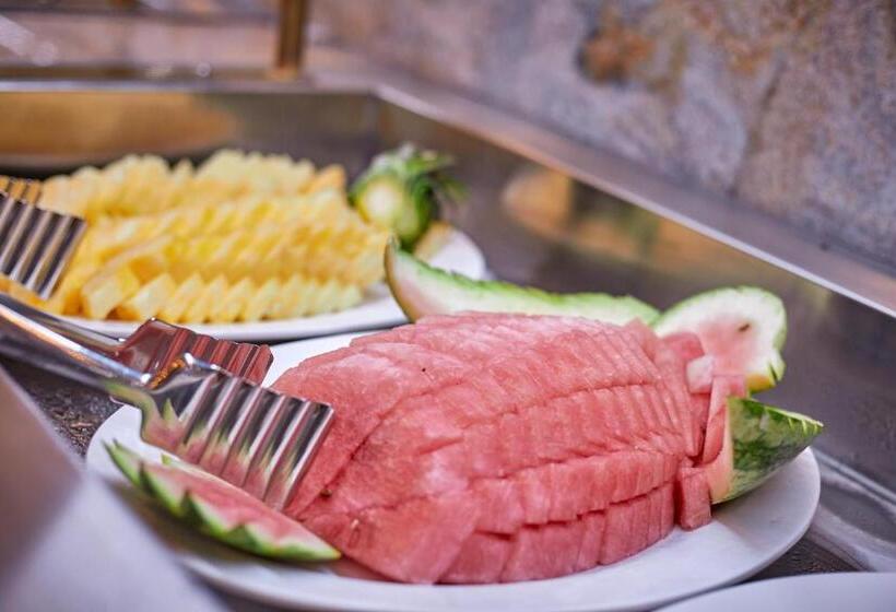 Отель Goma Serena