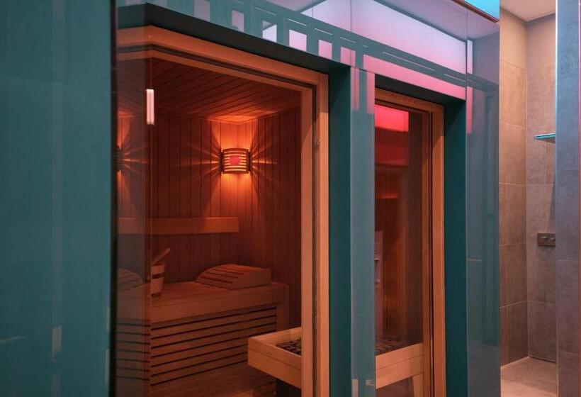 Отель Grimm´s Berlin Potsdam