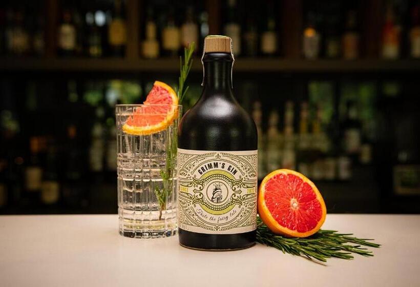 Отель Grimm´s Berlin Potsdam