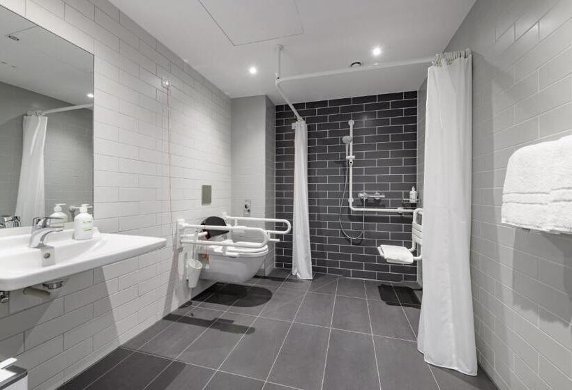 호텔 Holiday Inn Express   Fulda, An Ihg