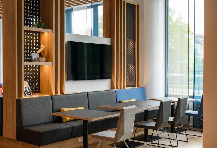 호텔 Holiday Inn Express   Fulda, An Ihg