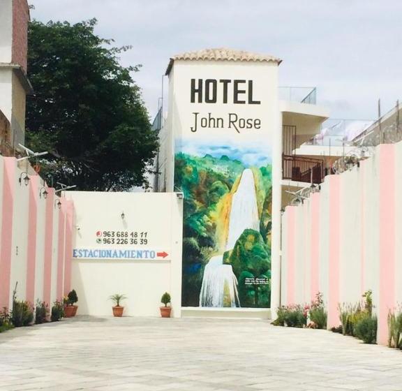 בית מלון כפרי John & Rose