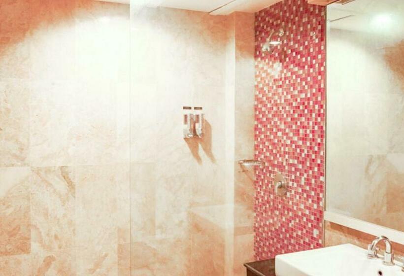 酒店 Koolkost @ Bypass Jimbaran