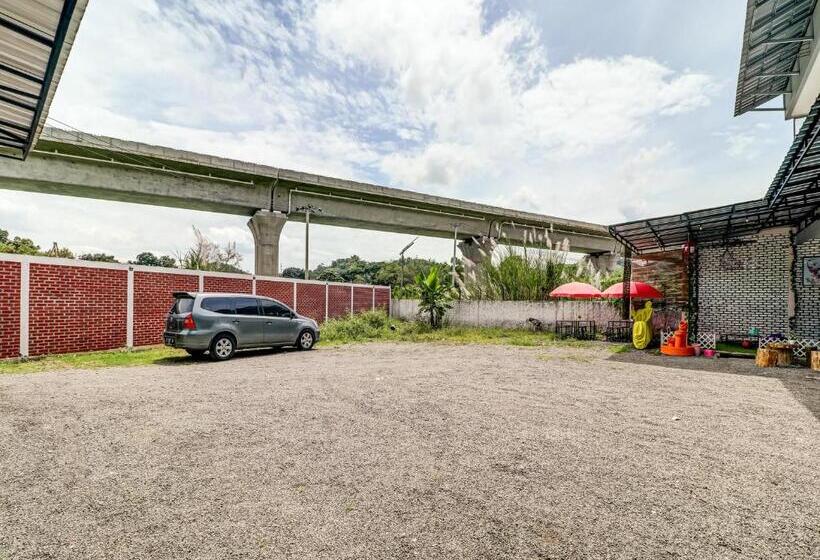 酒店 Koolkost Female Syariah Unjani University Cimahi (minimum Stay 6 Nights)