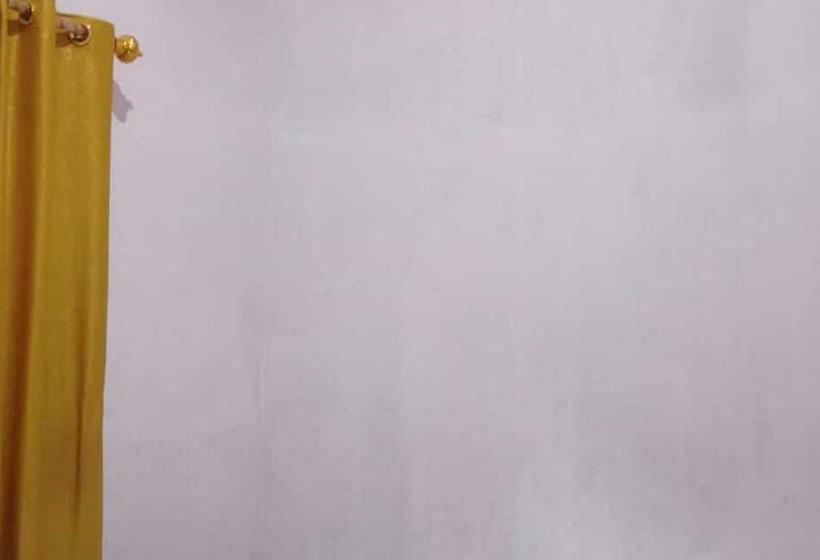 Отель Koolkost Near Sultan Hasanuddin Airport (minimum Stay 6 Nights)