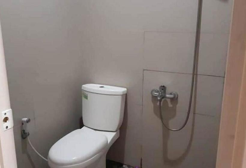 Отель Koolkost Near Sultan Hasanuddin Airport (minimum Stay 6 Nights)