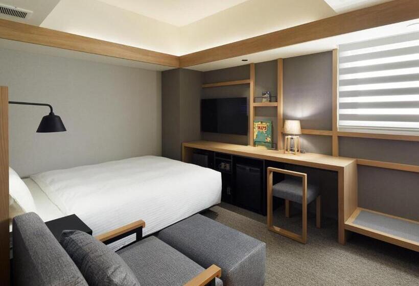 Lamp Light Books Hotel Sapporo