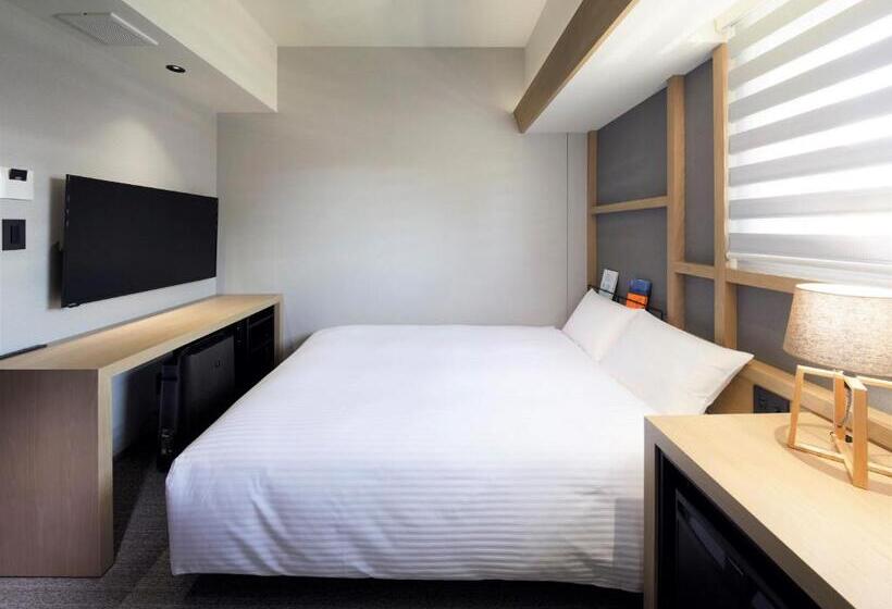 Lamp Light Books Hotel Sapporo