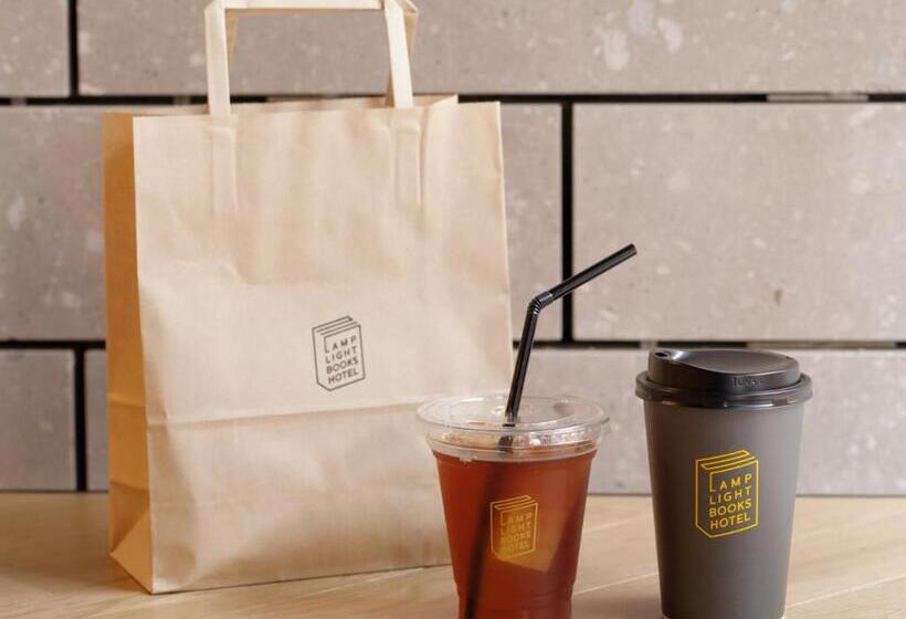 Lamp Light Books Hotel Sapporo