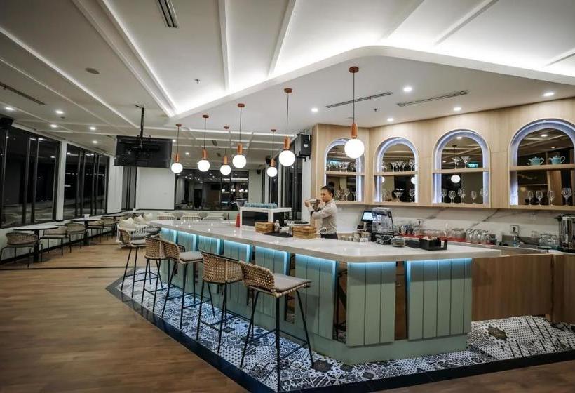 Luwansa Hotel And Convention Center Manado