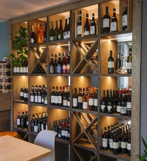 فندق Milano & Apartments