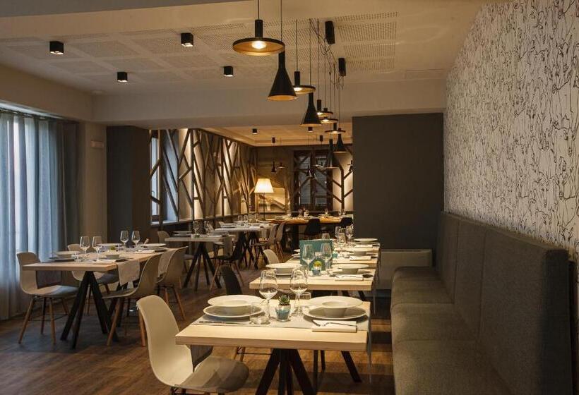 فندق Milano & Apartments