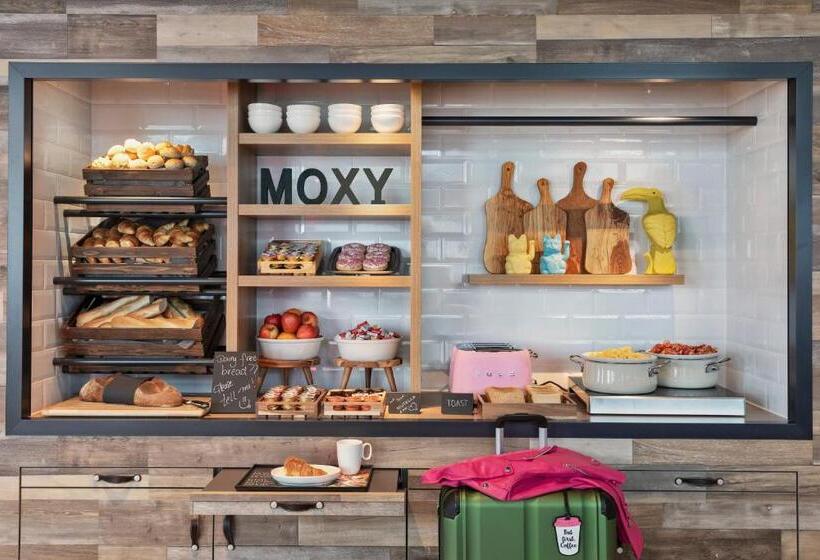 酒店 Moxy Rapperswil