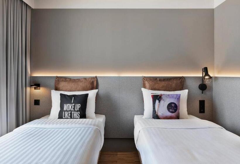 酒店 Moxy Rapperswil