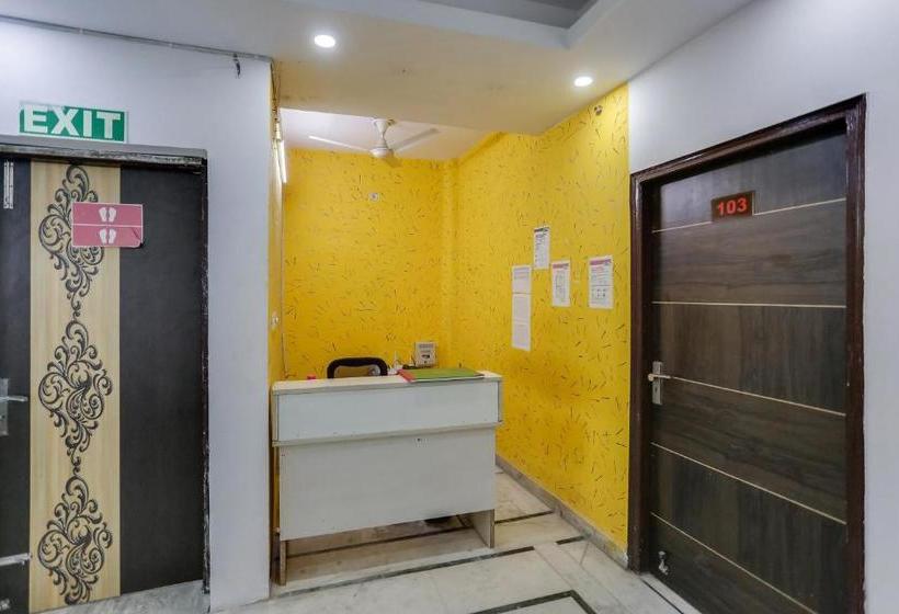 ホテル Oyo 79428 Saanj Bnb