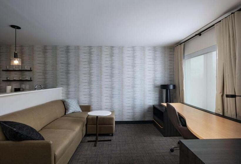 فندق Residence Inn New Brunswick Tower Center Blvd