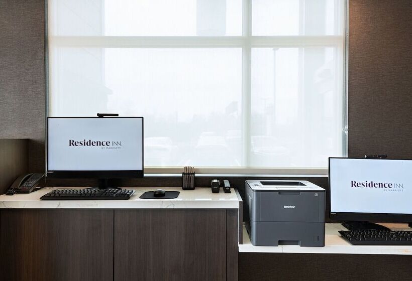 فندق Residence Inn New Brunswick Tower Center Blvd