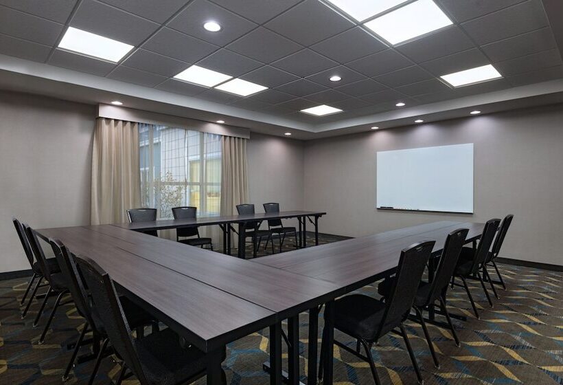 فندق Residence Inn New Brunswick Tower Center Blvd