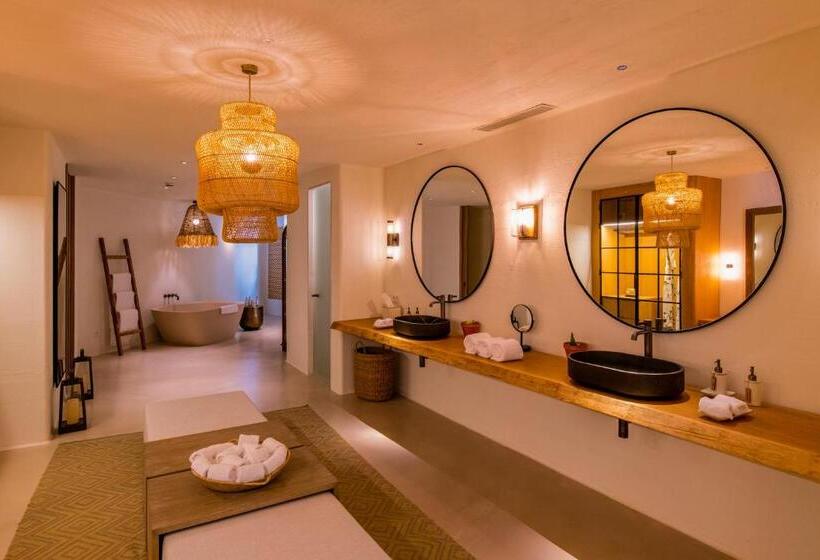 בית מלון כפרי Six Senses Ibiza