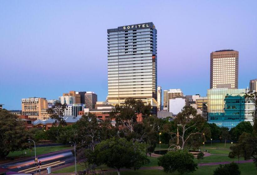 هتل Sofitel Adelaide