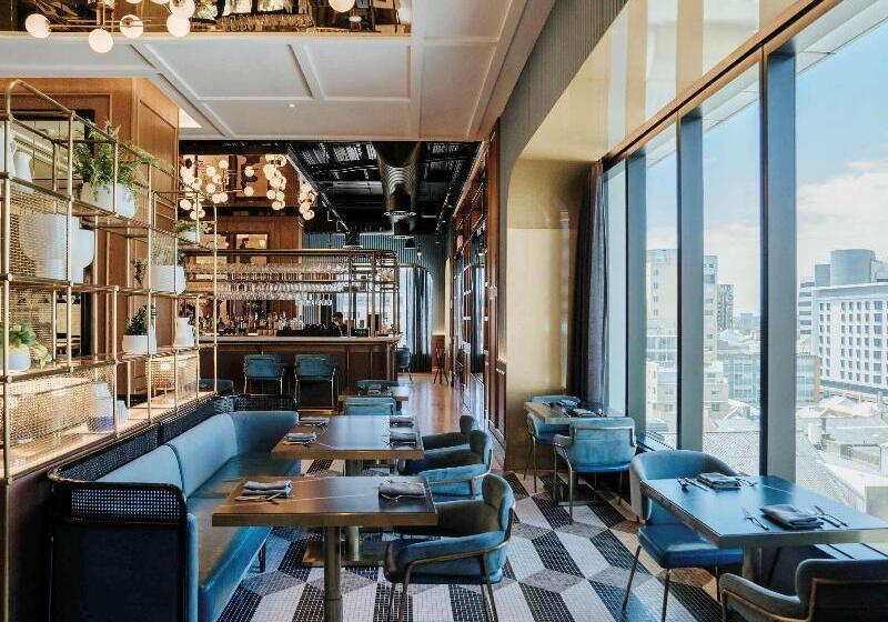 هتل Sofitel Adelaide