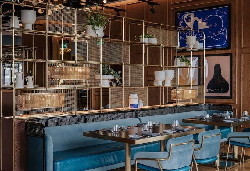 هتل Sofitel Adelaide