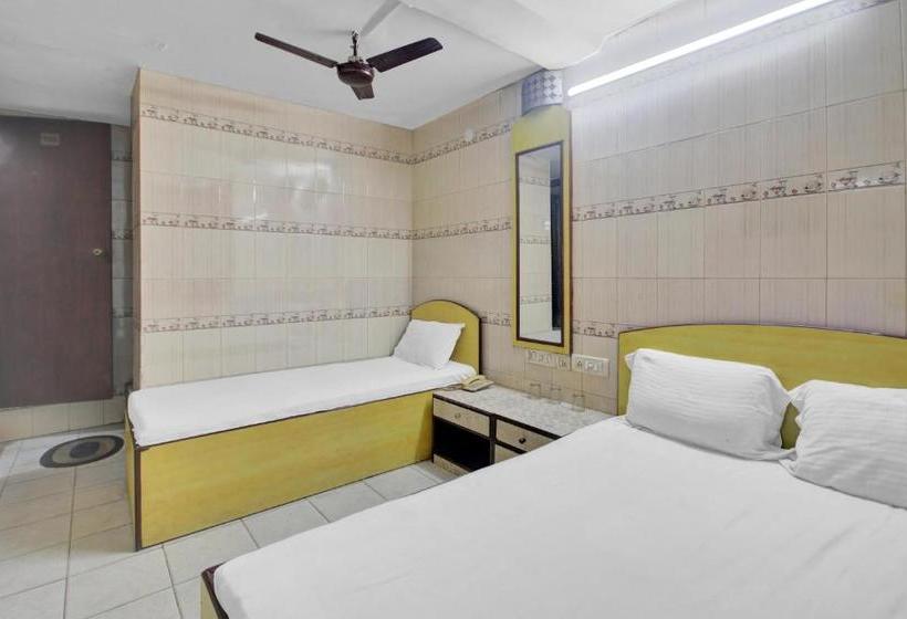 Hotel Gulistan By Wb Inn