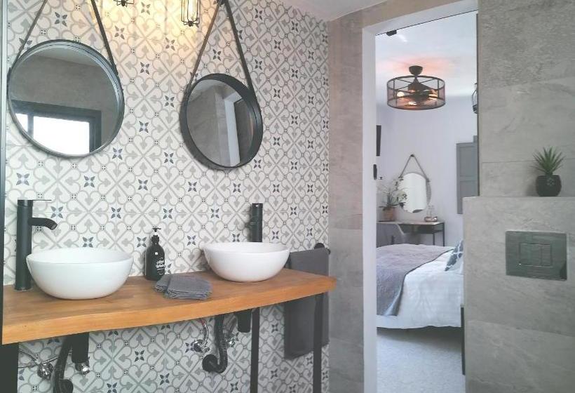 בית מלון כפרי Villa Otivar   Rio Verde