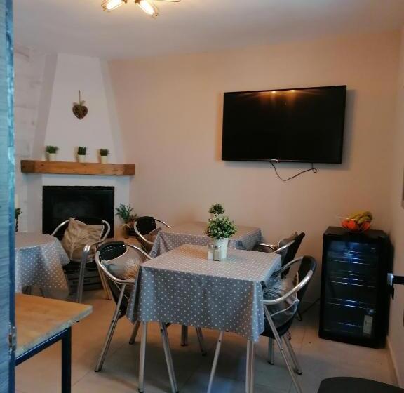 ホテル Villa Otivar   Rio Verde