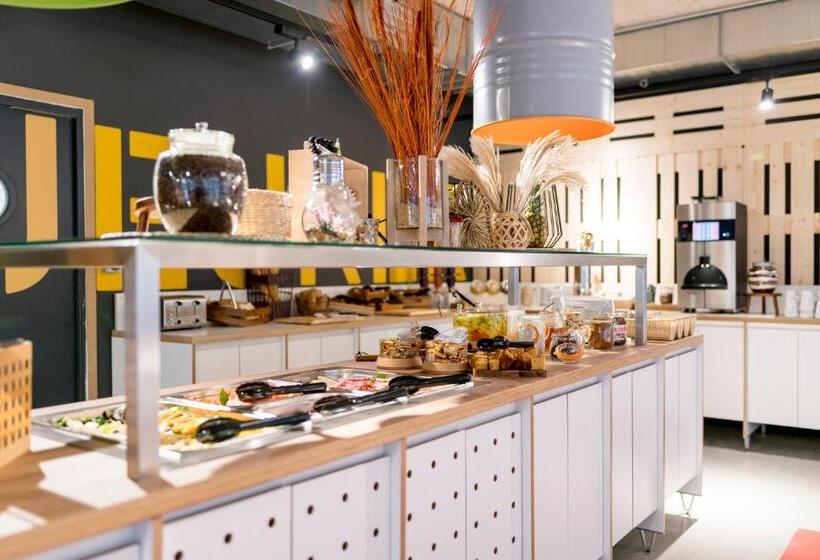 Meininger Hotel Bordeaux Gare Saint Jean