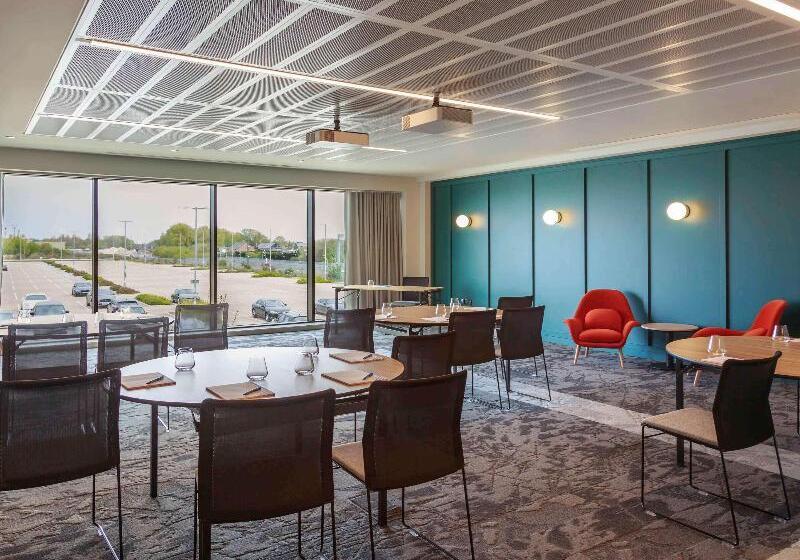 Novotel Cambridge North