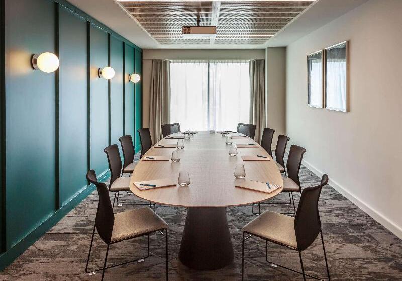 Novotel Cambridge North