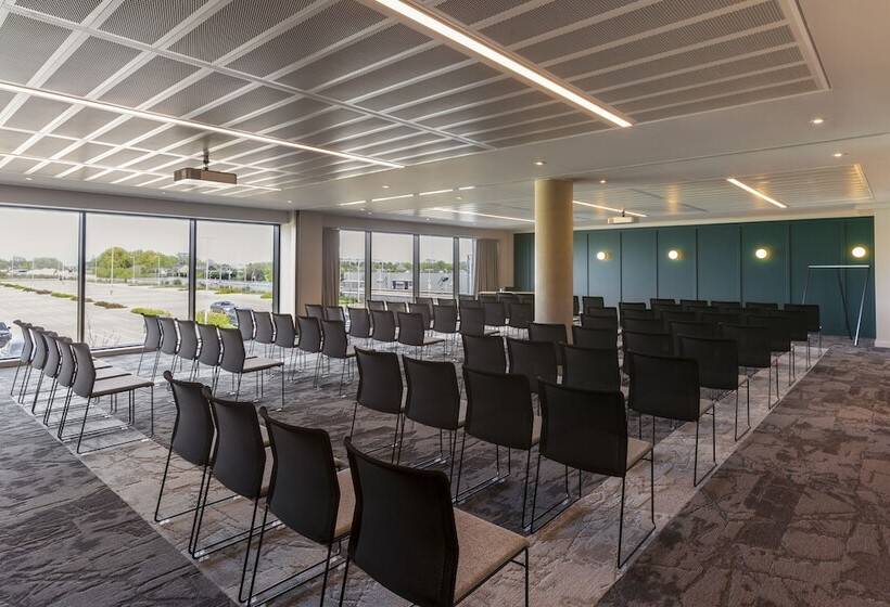 Novotel Cambridge North