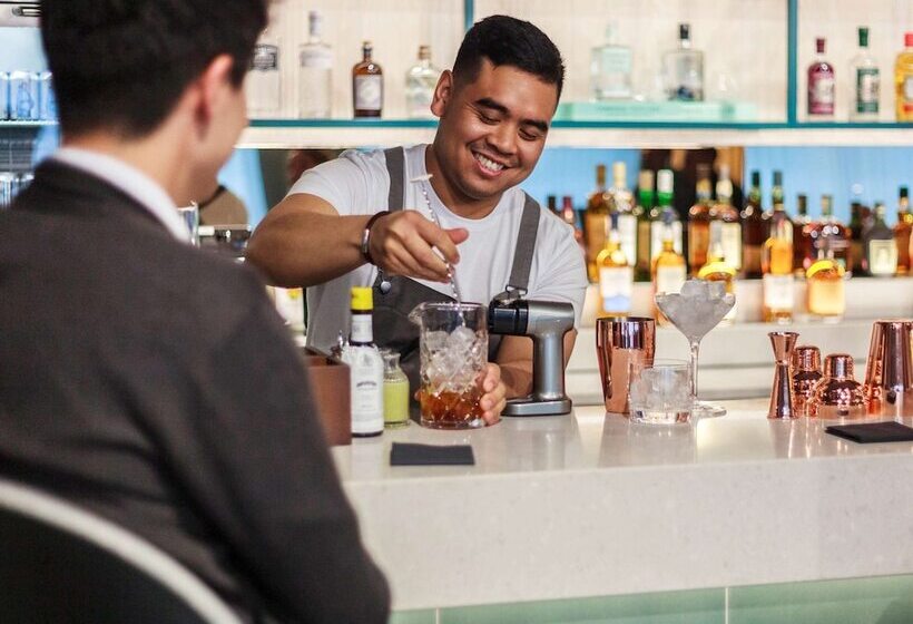 Novotel Cambridge North