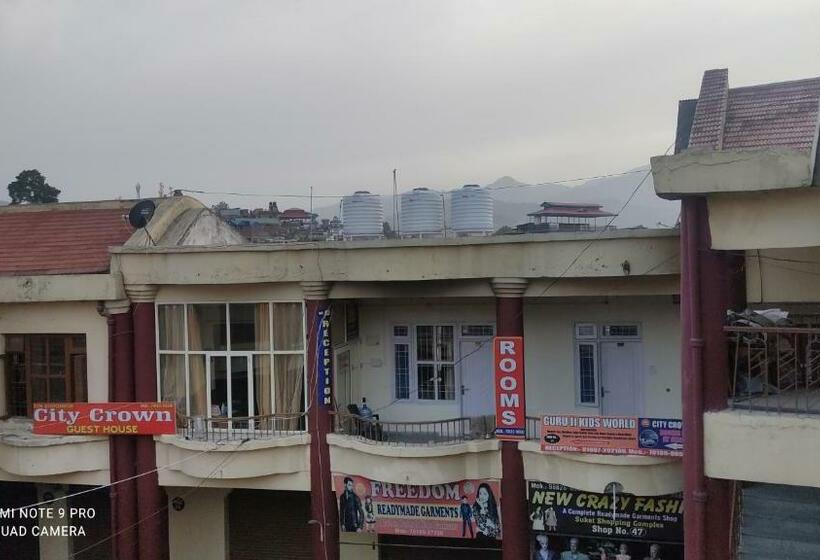 بنسيون City Crown Guest House