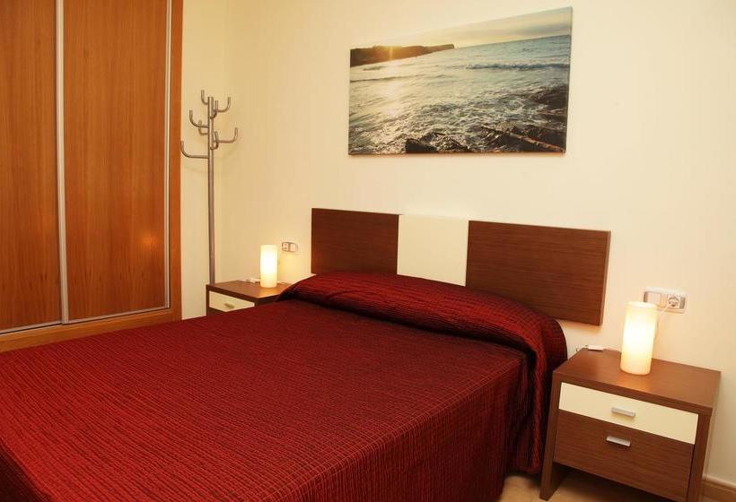 Apartamentos Turisticos Aguilas De Los Collados