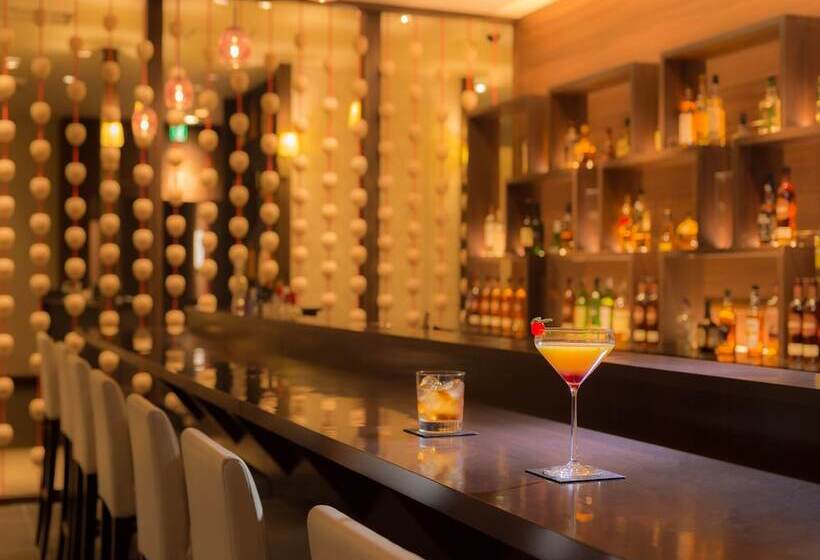 Art Hotel Hirosaki City