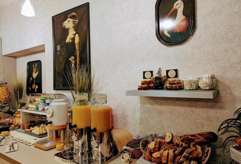 호텔 Arverna Vichy Clt