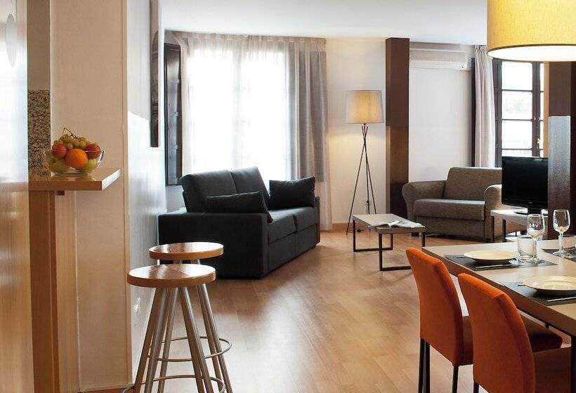 Aspasios Plaza Real Apartments