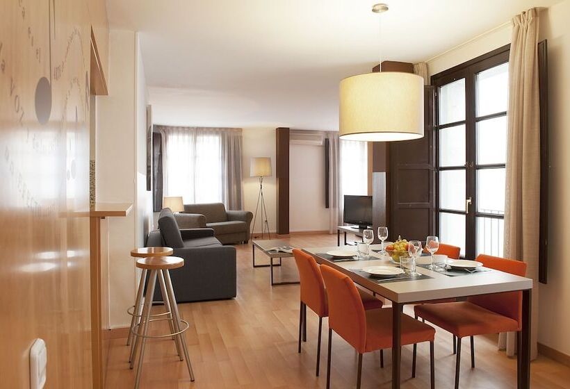 Aspasios Plaza Real Apartments