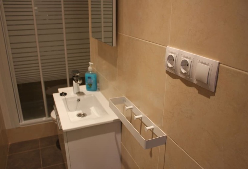 مبيت وإفطار Hi Valencia Canovas