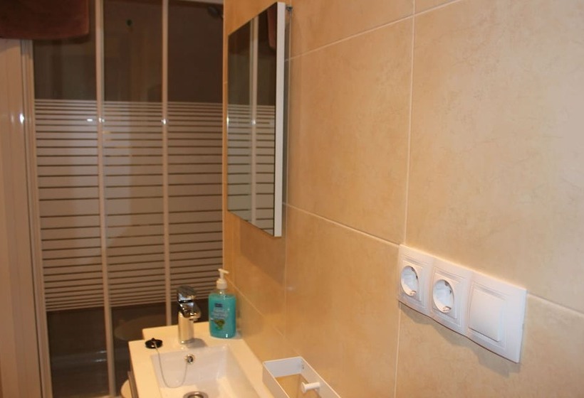 مبيت وإفطار Hi Valencia Canovas