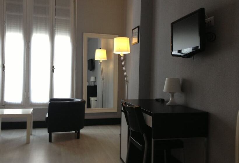 مبيت وإفطار Hi Valencia Canovas