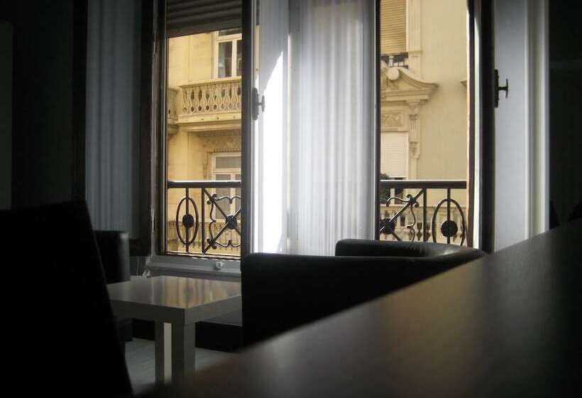 مبيت وإفطار Hi Valencia Canovas