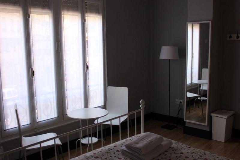 مبيت وإفطار Hi Valencia Canovas