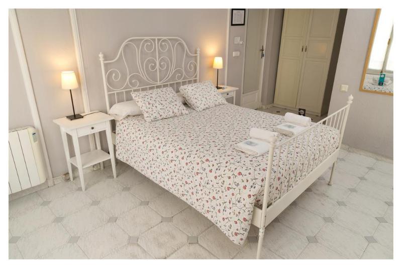 مبيت وإفطار Hi Valencia Canovas