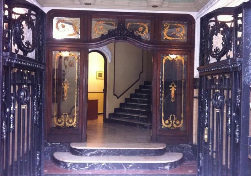 مبيت وإفطار Hi Valencia Canovas