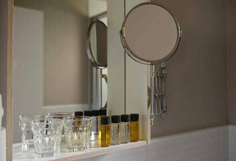 تختخواب و صبحانه Md Modern Hotel   Jardines