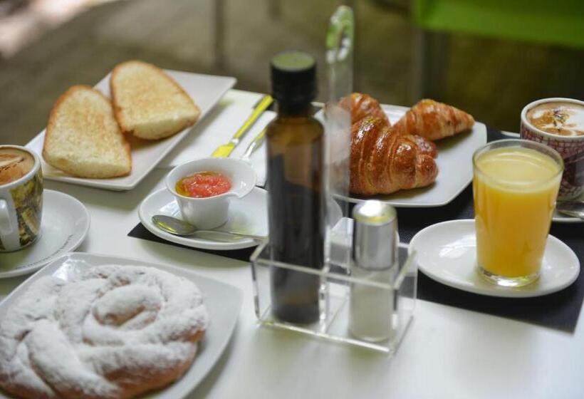 مبيت وإفطار Md Modern Hotel   Jardines